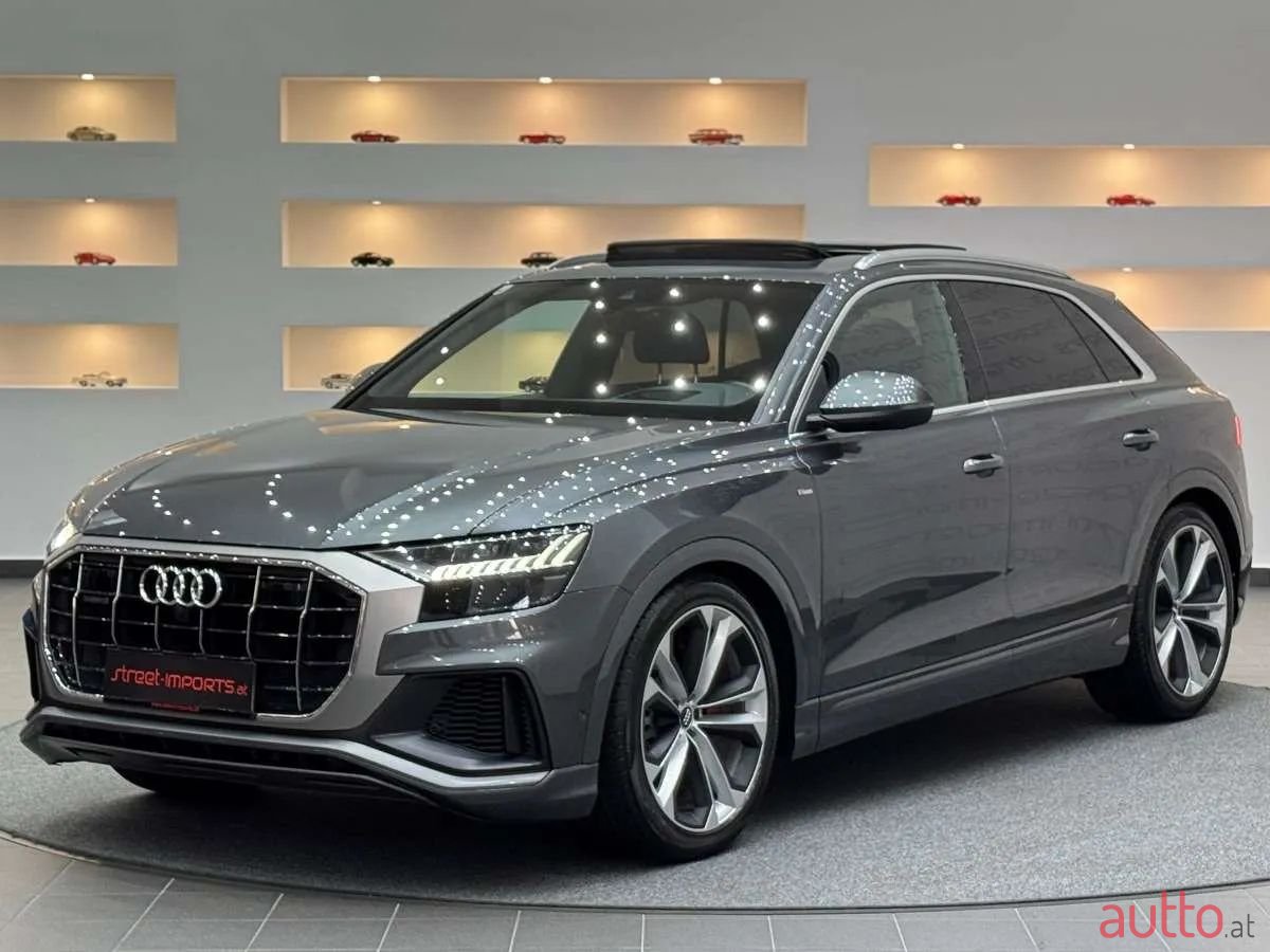 2019' Audi Q8 photo #1