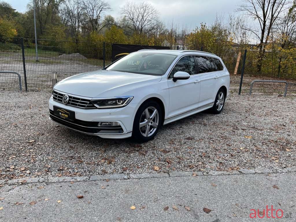 2016' Volkswagen Passat photo #3