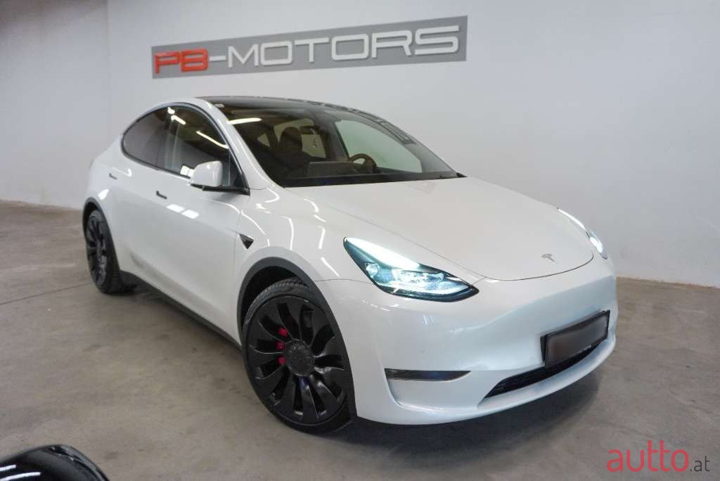 2022' Tesla Model Y photo #1