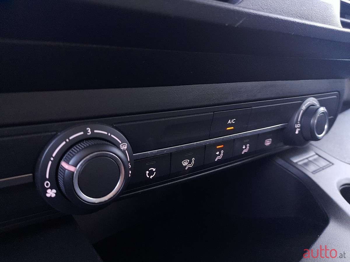 2020' Opel Combo photo #6