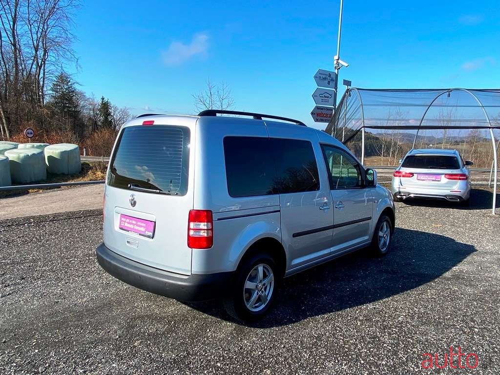 2014' Volkswagen Caddy photo #4