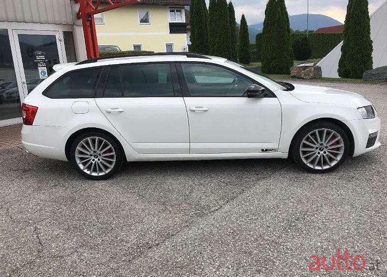 2015' Skoda Octavia photo #1