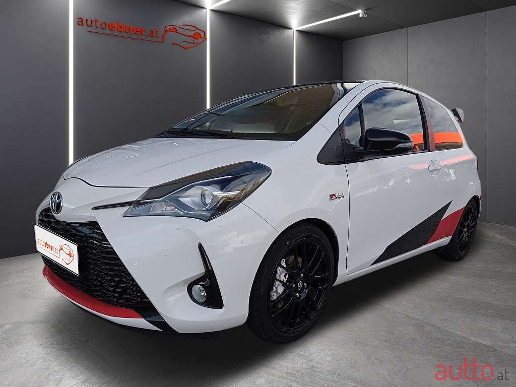 2018' Toyota Yaris photo #1