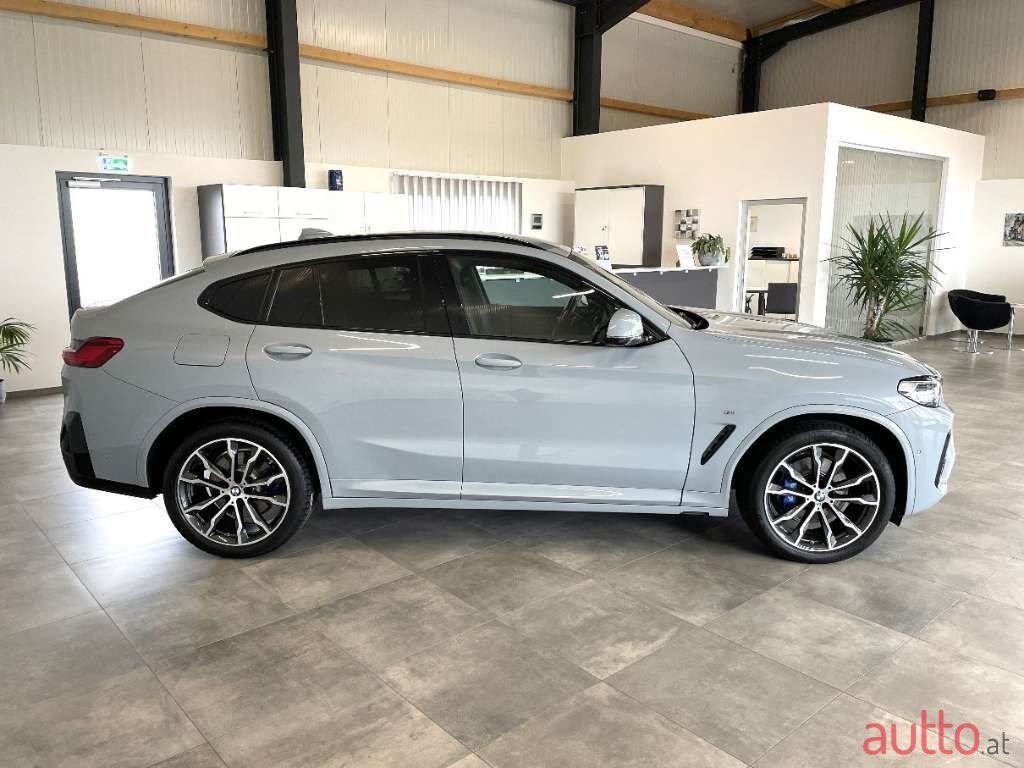 2022' BMW X4 photo #2