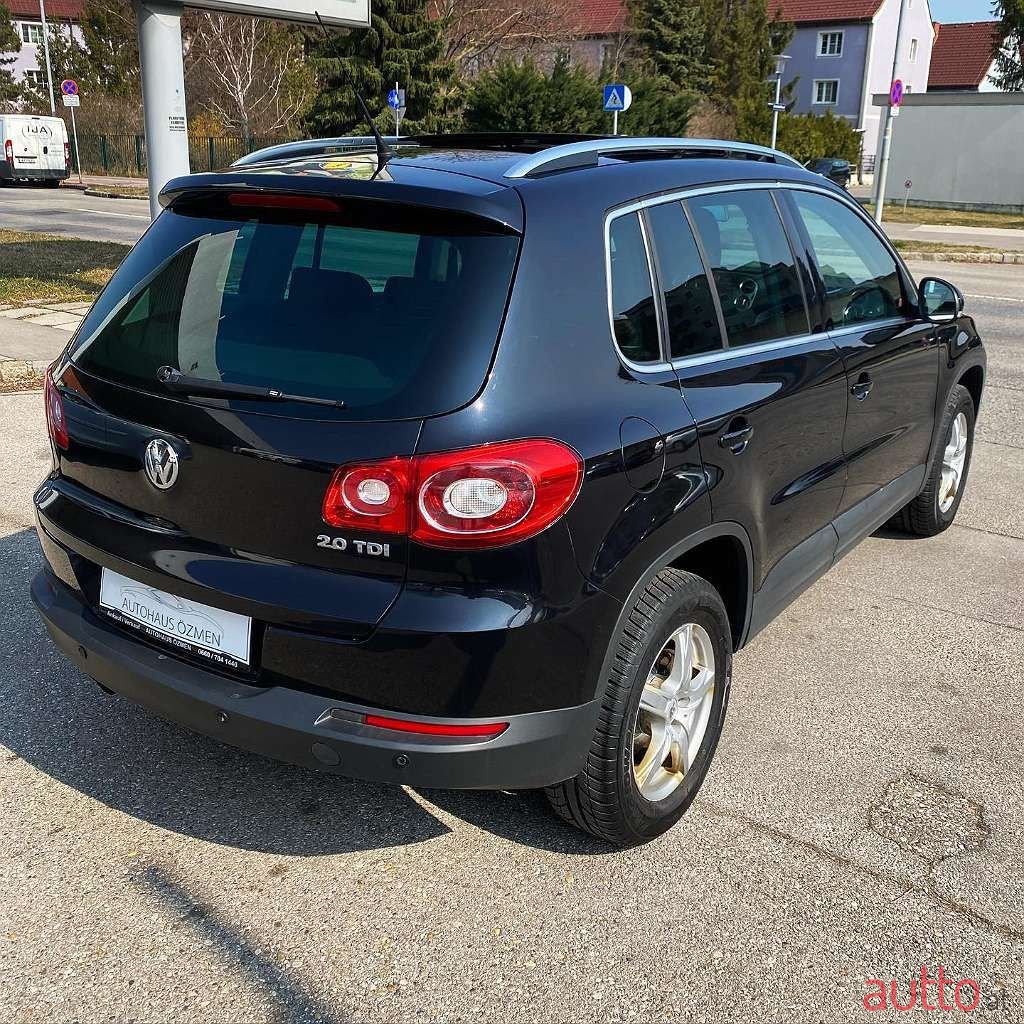 2008' Volkswagen Tiguan photo #4