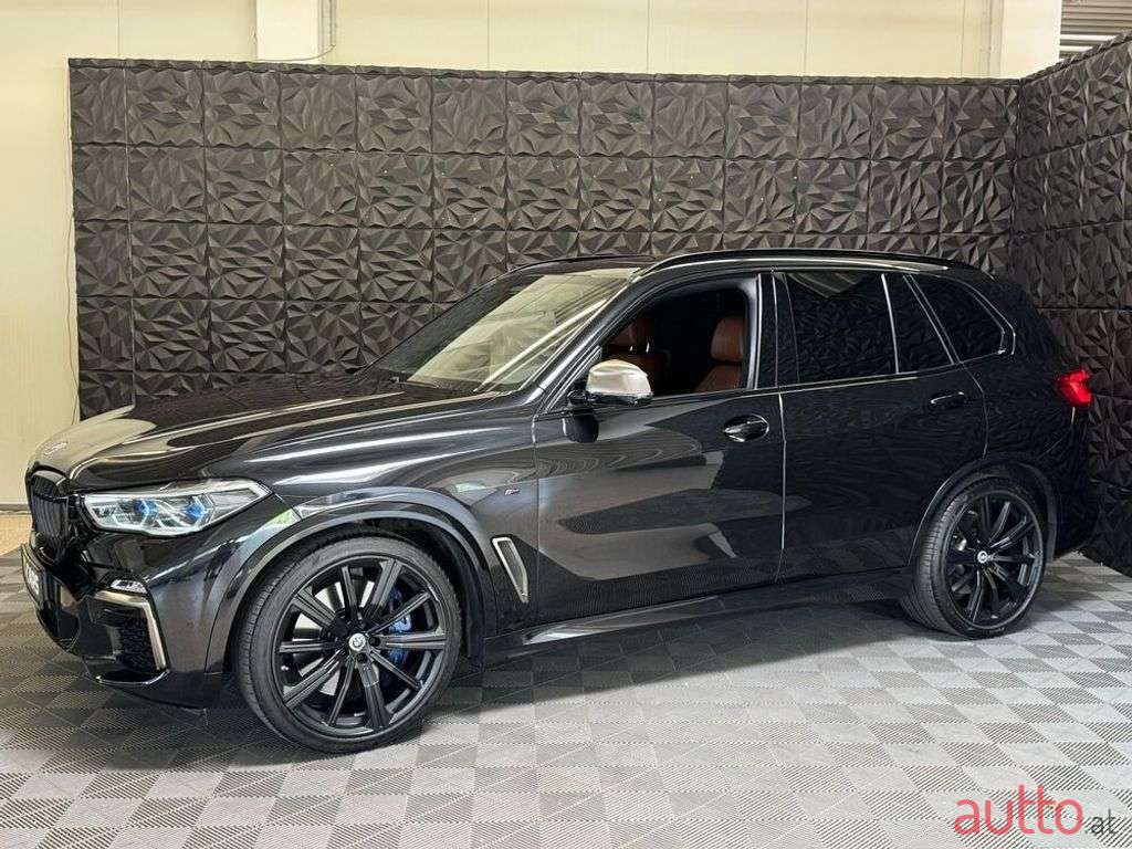 2019' BMW X5 photo #5