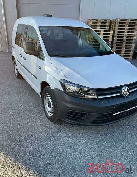 2016' Volkswagen Caddy photo #1