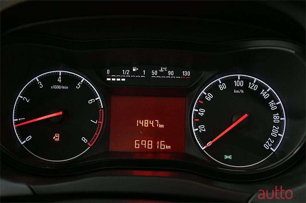 2017' Opel Corsa photo #5