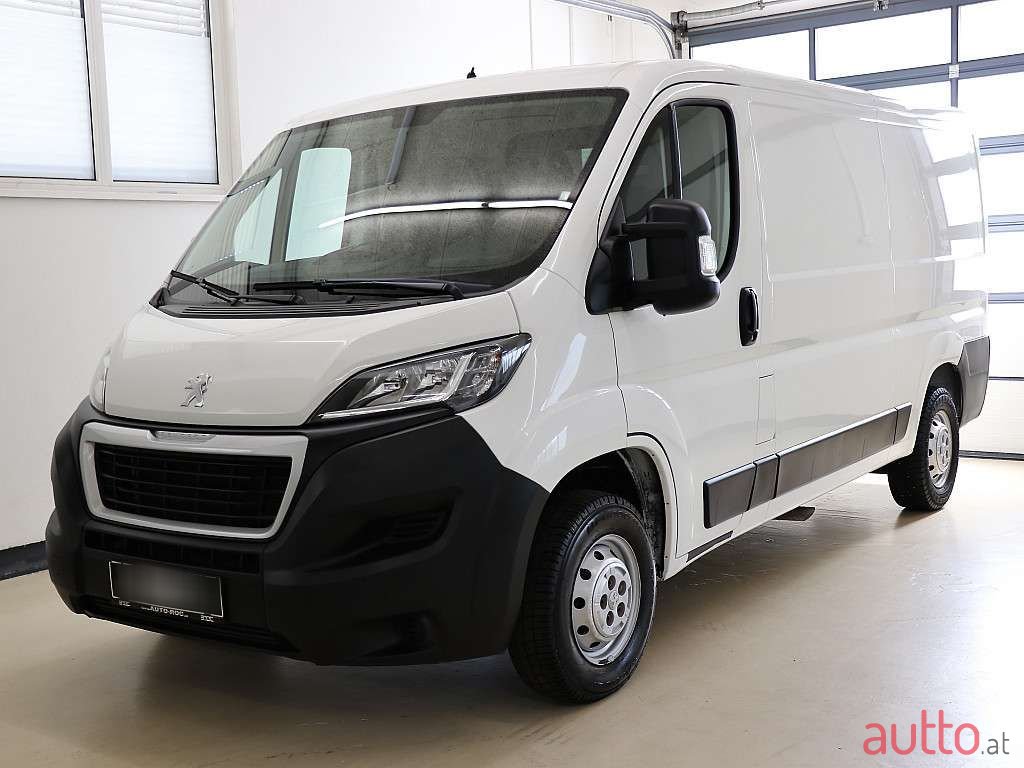 2020' Peugeot Boxer photo #4