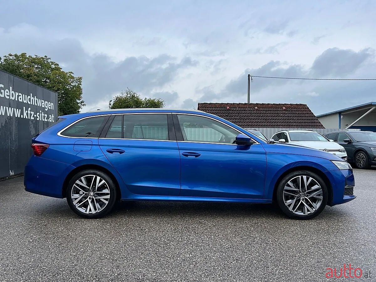2024' Skoda Octavia photo #2