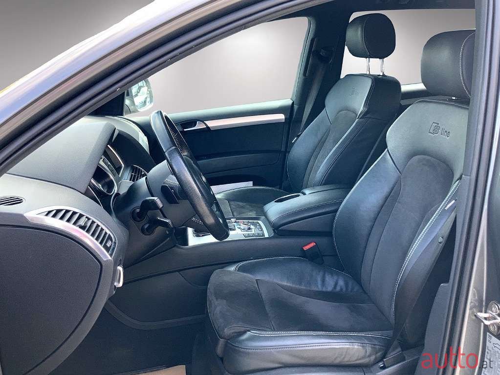 2014' Audi Q7 photo #6