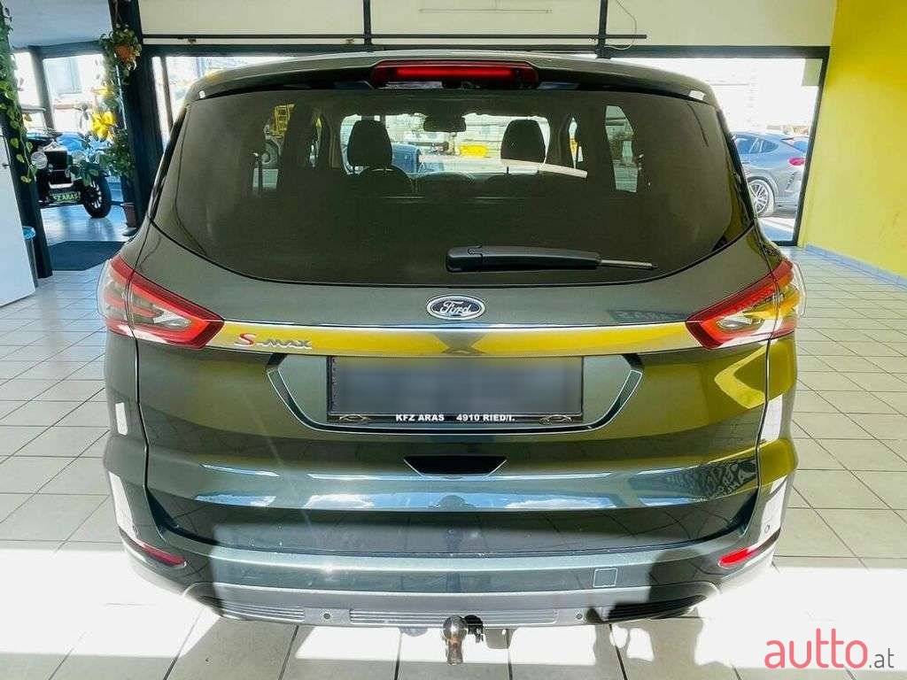 2018' Ford S-Max photo #5