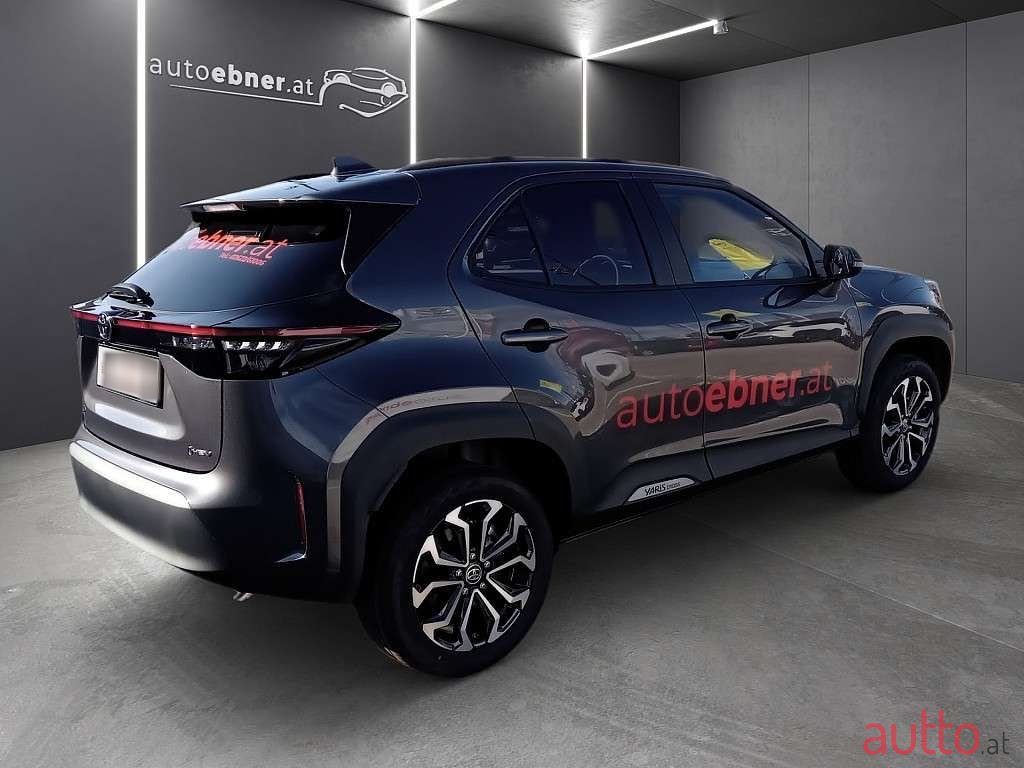 2024' Toyota Yaris Cross photo #5