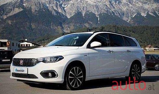 2017' Fiat Tipo photo #1