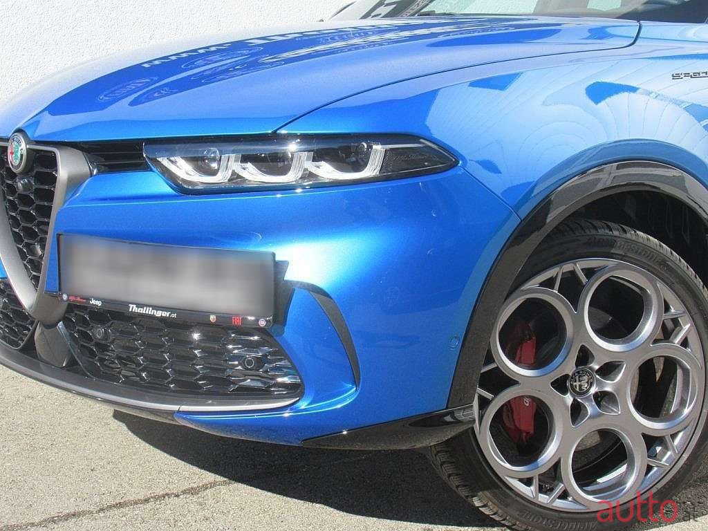 2023' Alfa Romeo Tonale photo #3