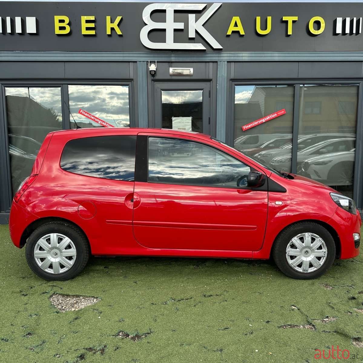 2012' Renault Twingo photo #6