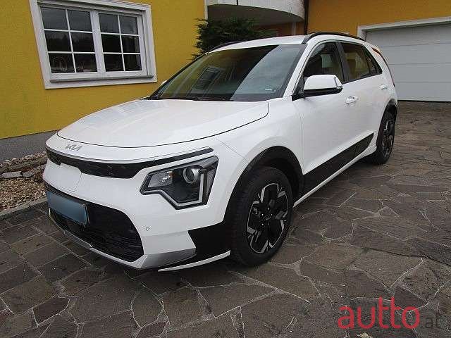 2022' Kia Niro photo #1