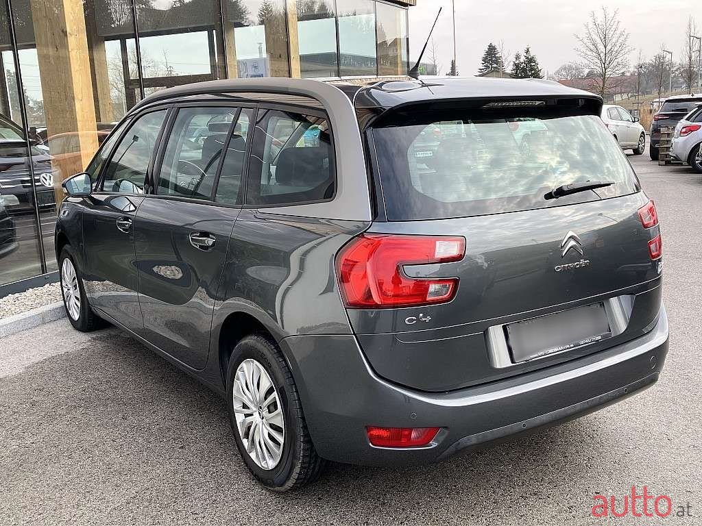 2014' Citroen C4 Picasso photo #3