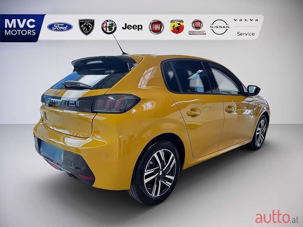 2022' Peugeot 208 photo #6