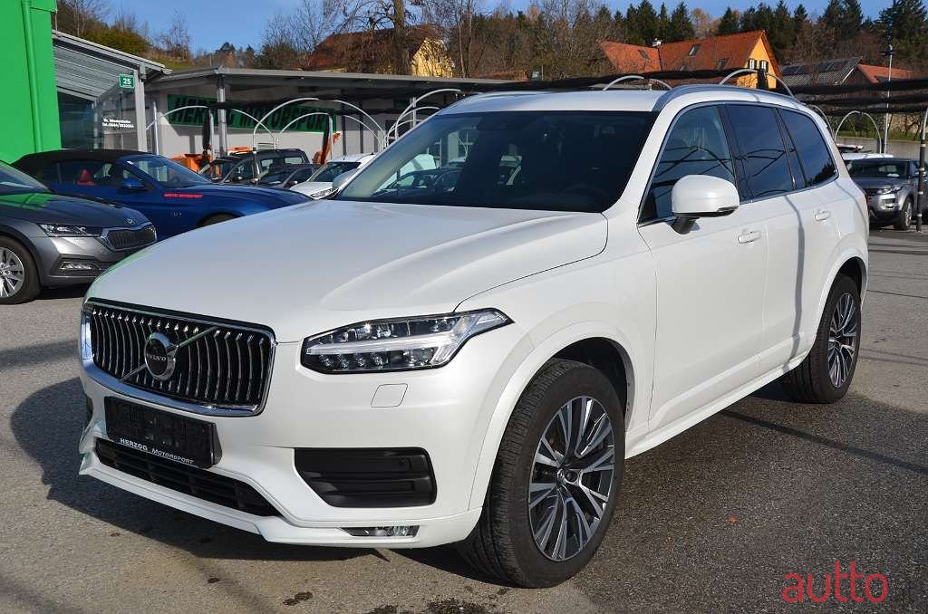 2020' Volvo XC90 photo #1