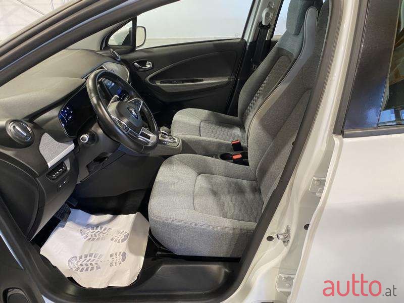 2020' Renault Zoe photo #3
