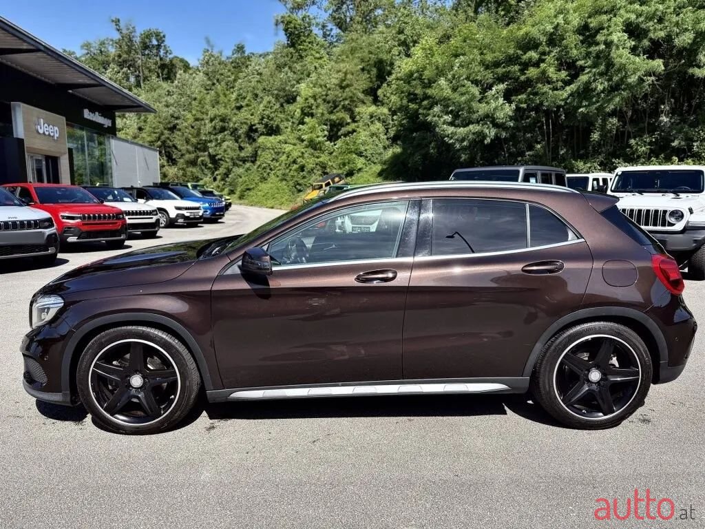 2014' Mercedes-Benz Gla-Klasse photo #5