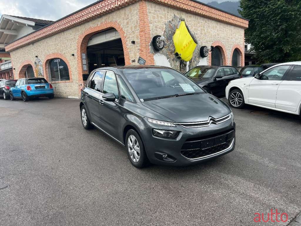 2015' Citroen C4 Picasso photo #1