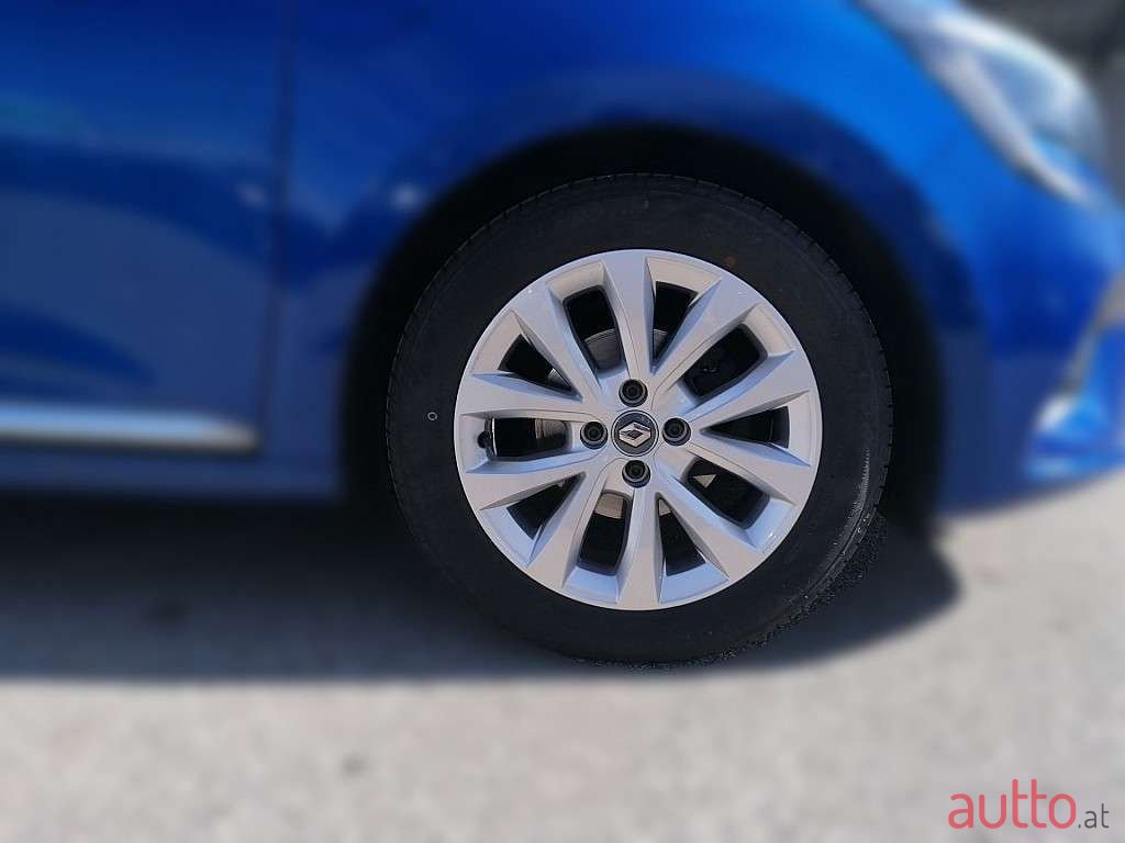 2021' Renault Clio photo #5