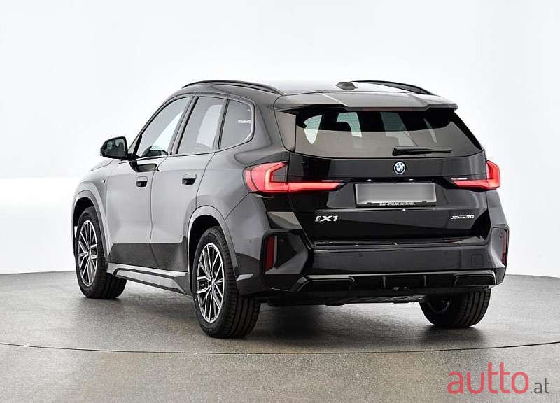 2024' BMW iX1 photo #3