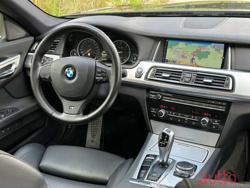 2015' BMW 7Er-Reihe photo #3