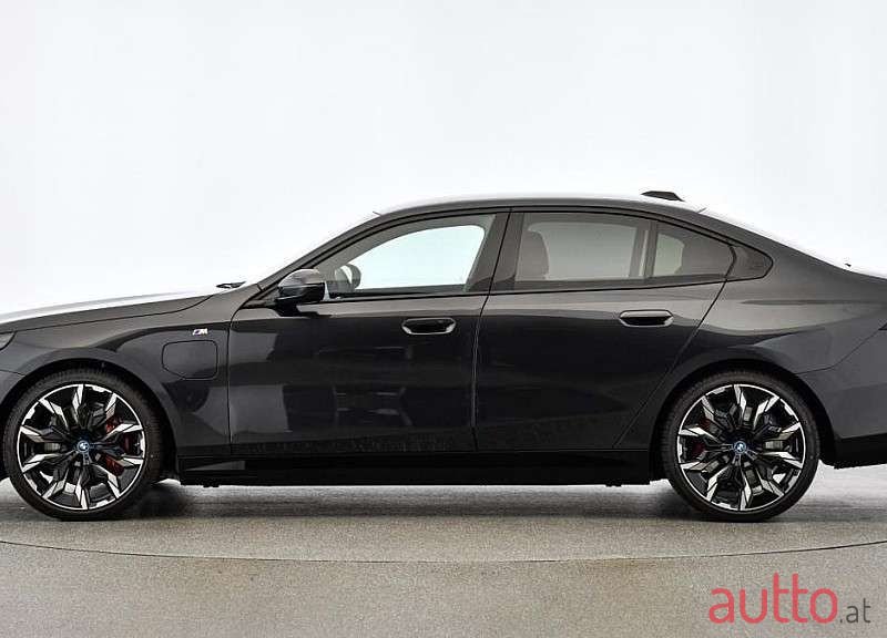 2024' BMW 5Er-Reihe photo #4