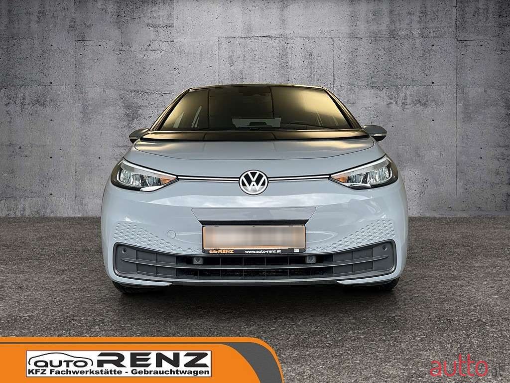 2021' Volkswagen ID.3 photo #2