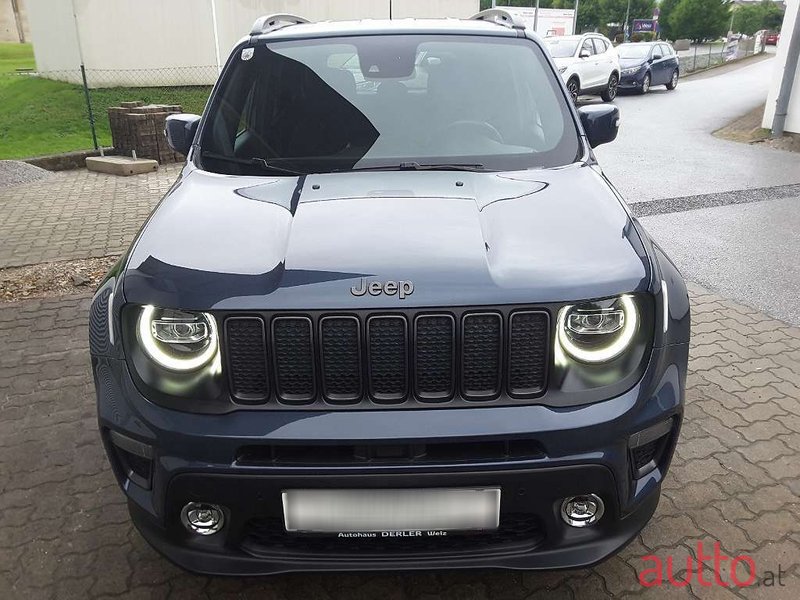 2021' Jeep Renegade photo #6