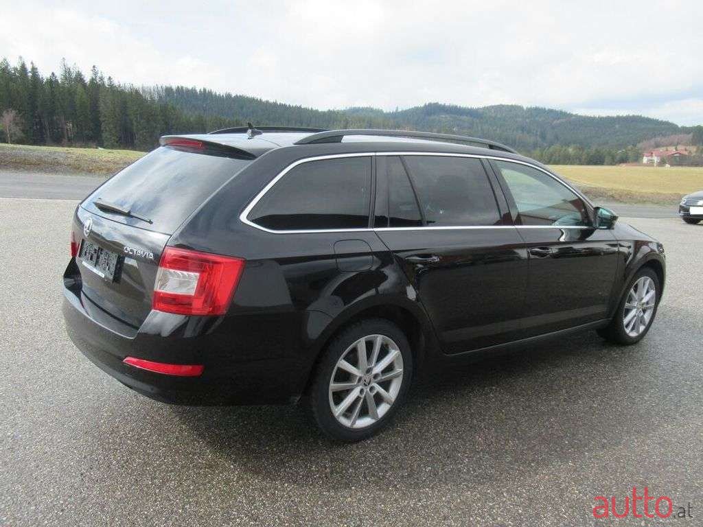 2015' Skoda Octavia photo #5