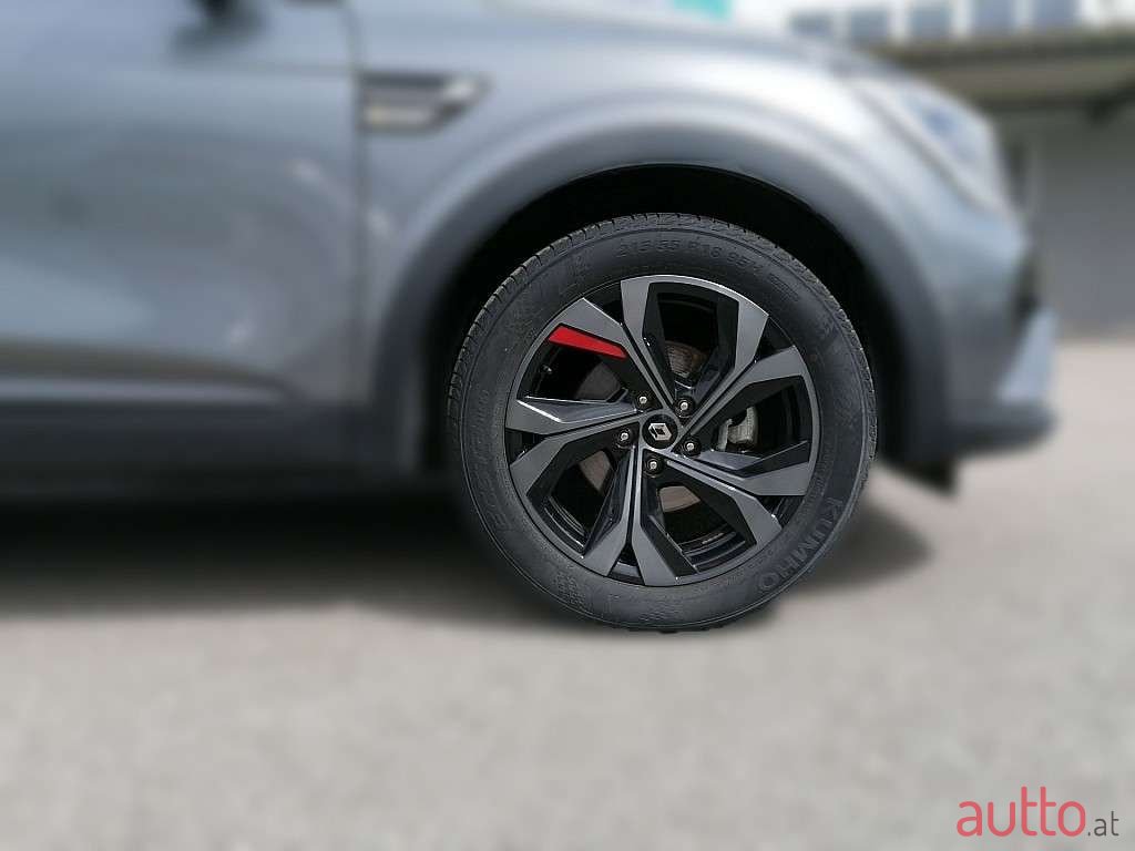 2022' Renault Arkana photo #5
