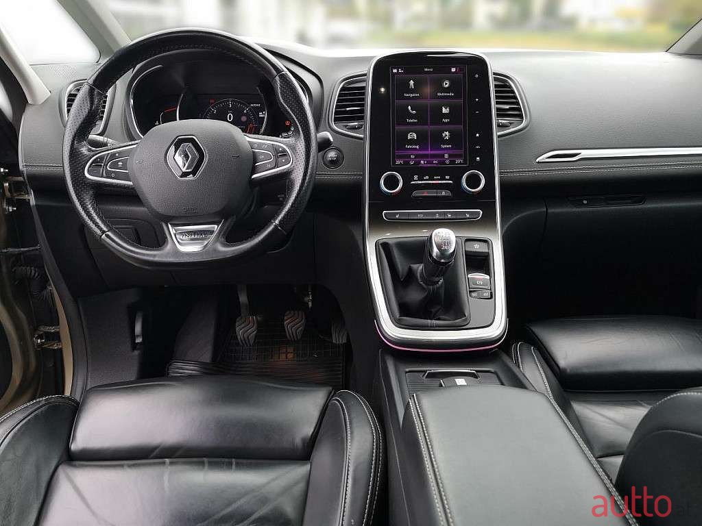 2018' Renault Grand Scenic photo #4