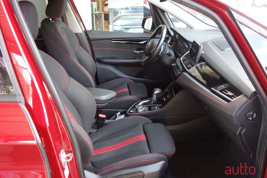 2017' BMW 2Er-Reihe photo #6