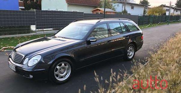 2004' Mercedes-Benz E-Klasse photo #4