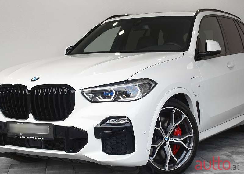 2021' BMW X5 photo #1