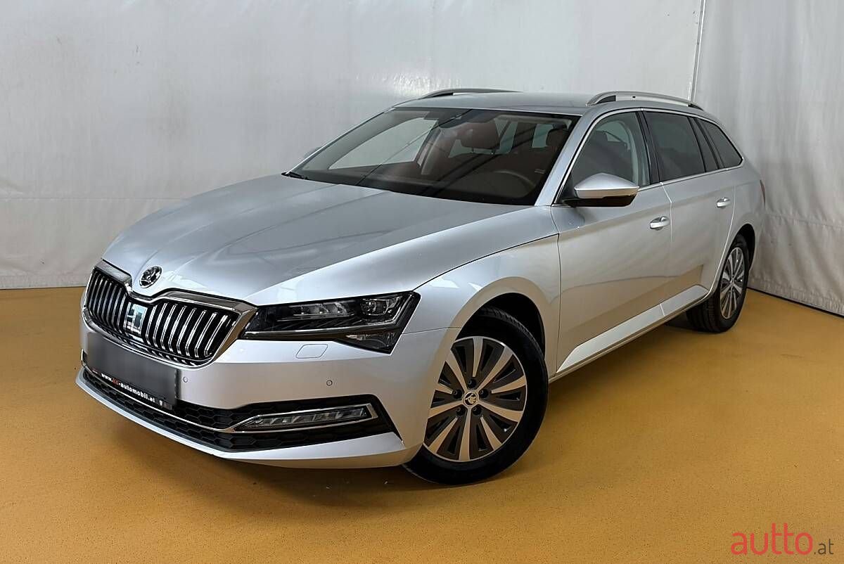 2023' Skoda Superb photo #1