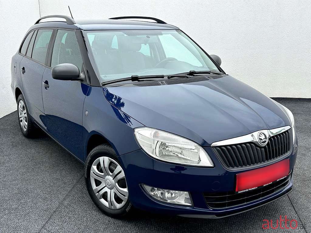 2014' Skoda Fabia photo #1
