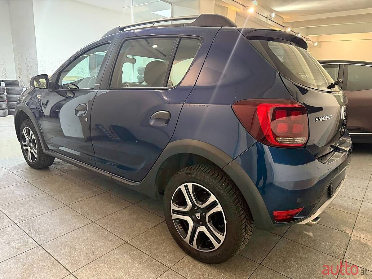 2018' Dacia Sandero photo #3