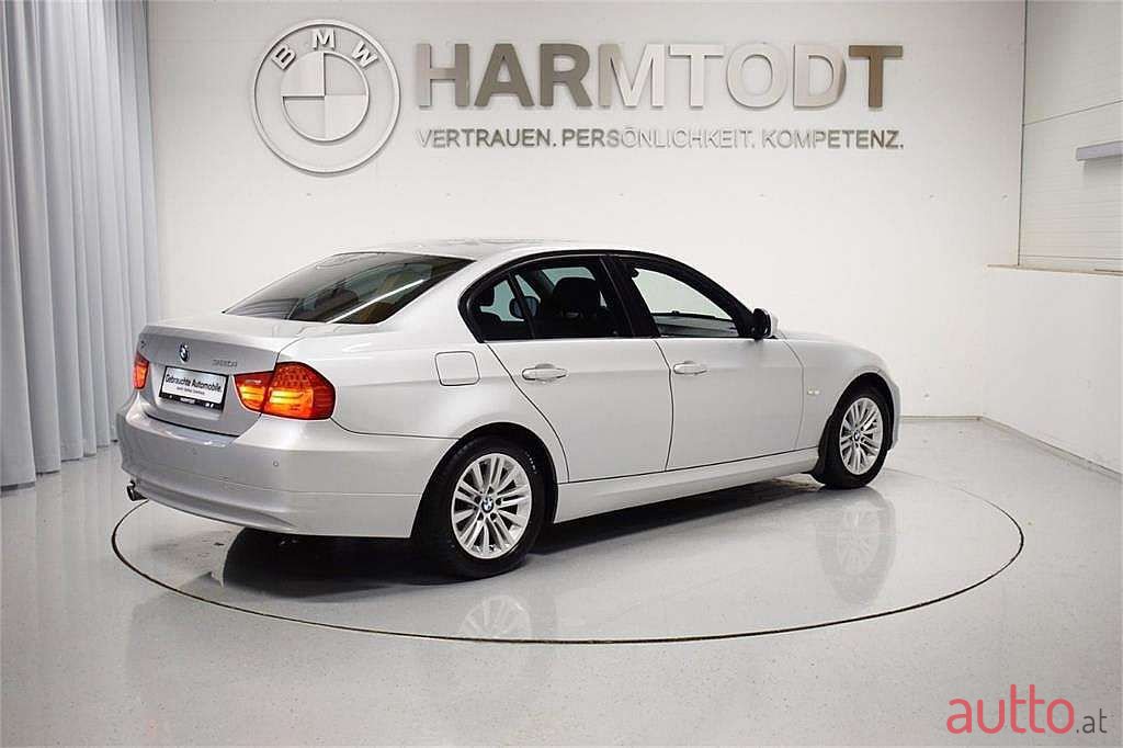 2008' BMW 3Er-Reihe photo #3