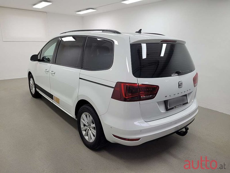 2020' SEAT Alhambra photo #2