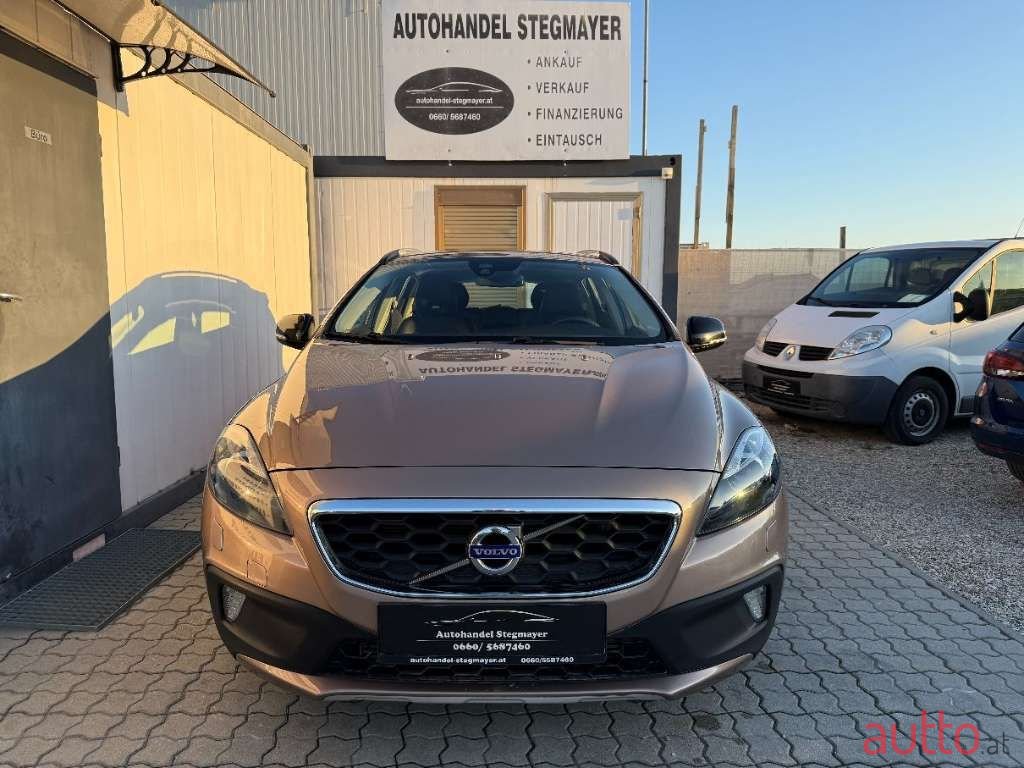 2014' Volvo V40 photo #2