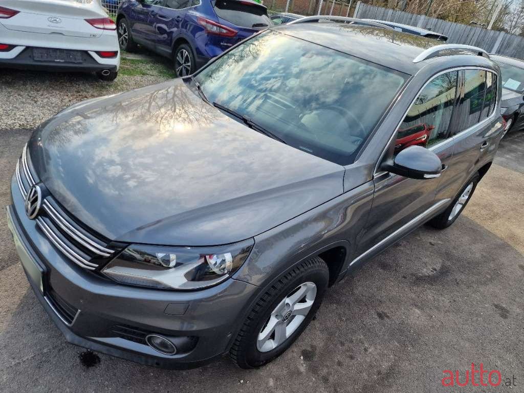 2014' Volkswagen Tiguan photo #2