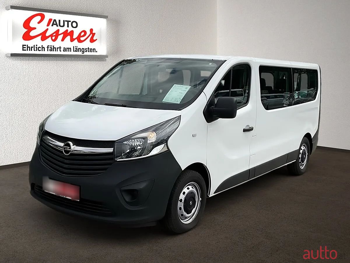 2017' Opel Vivaro photo #2
