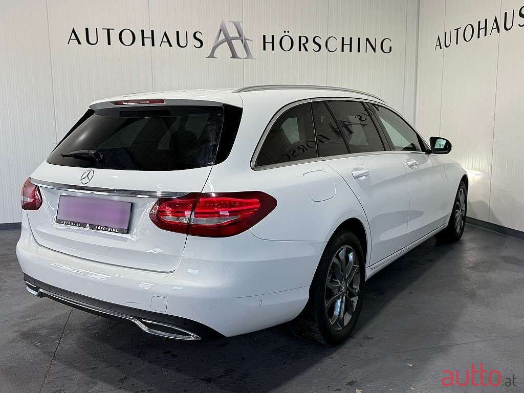 2015' Mercedes-Benz C-Klasse photo #6