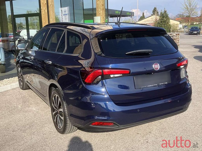 2017' Fiat Tipo photo #3