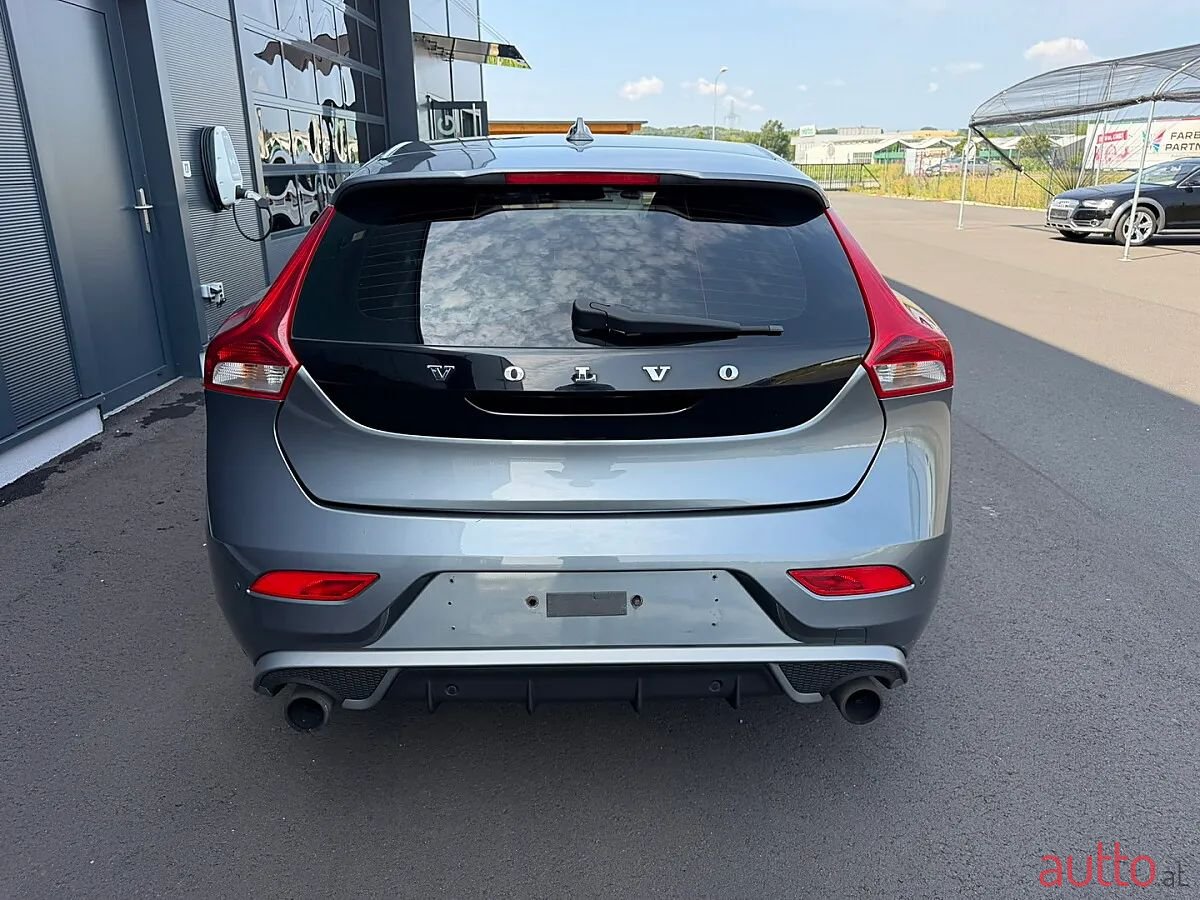 2014' Volvo V40 photo #4